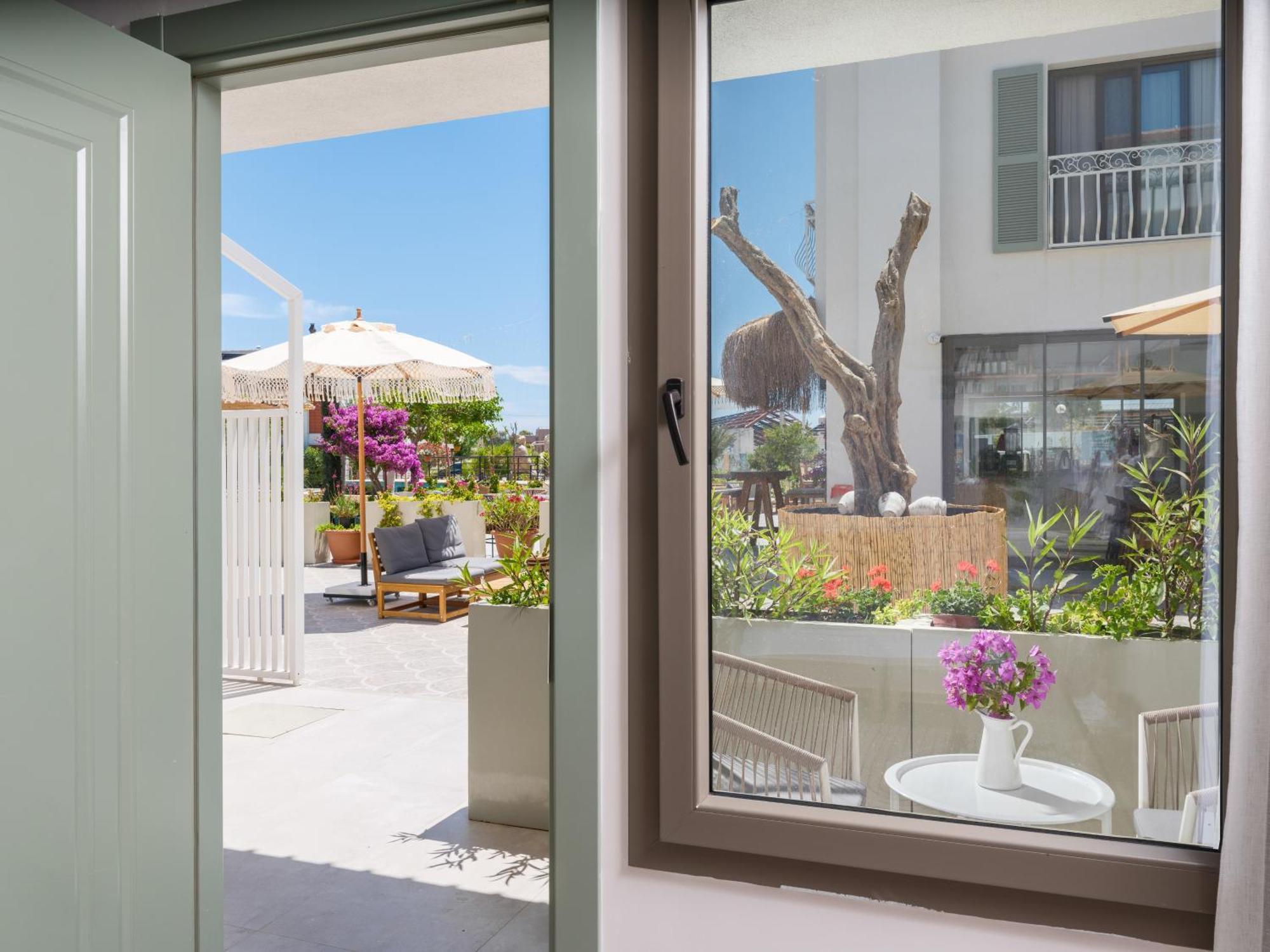 Cumbalica Garden Hotel Cesme Exterior photo